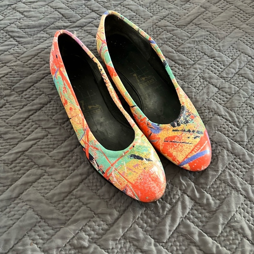 Tic Tac Toes Rounded Toe Flats Size 8.5